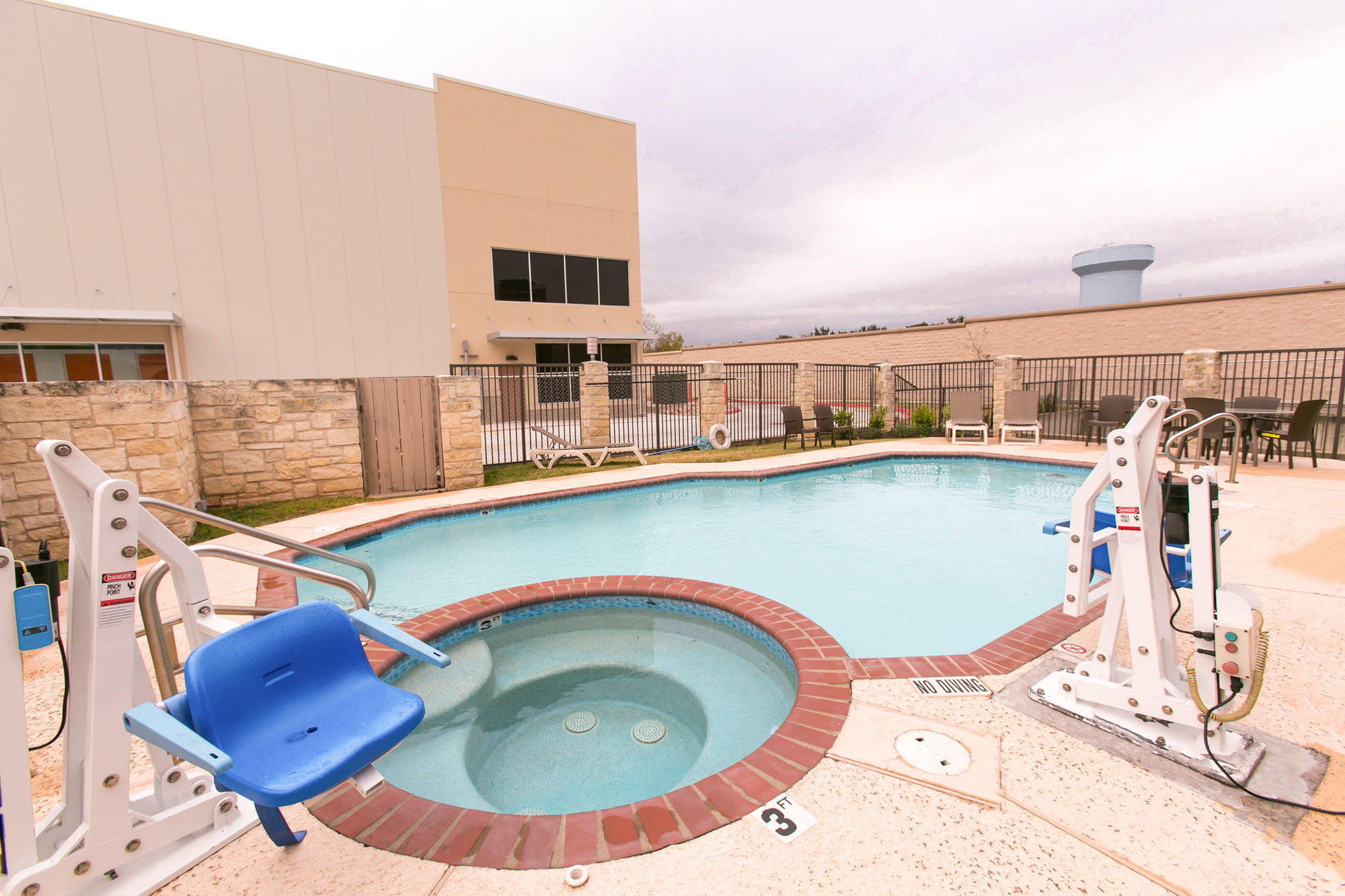 Comfort Suites Austin Nw Lakeline Instalações foto